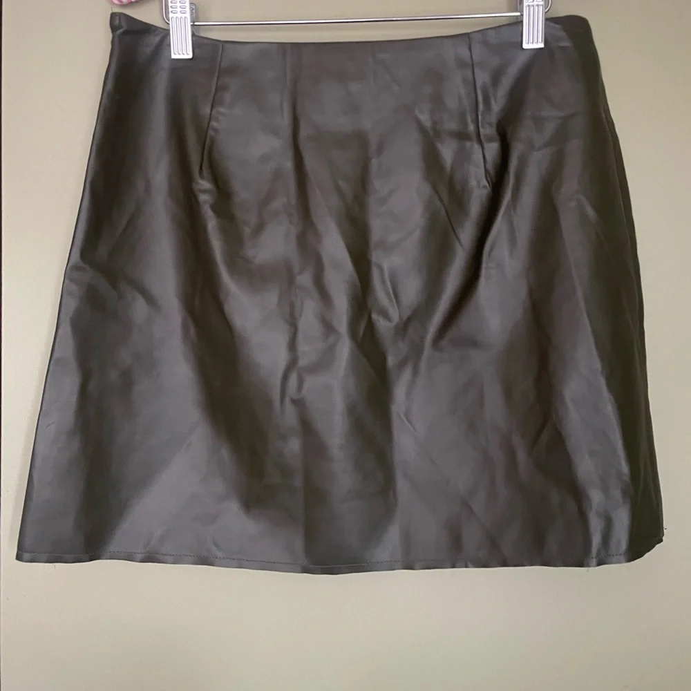 NWT Sans Souci Faux Leather Mini Skirt Sz L - Picture 4 of 8